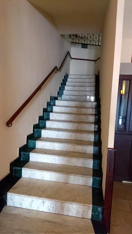 Hotel Pui De Urs Bucureşti Eksteriør bilde